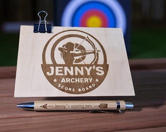 Gepersonaliseerde cadeauset scorebord boogschieten met markeerstift en bamboepen