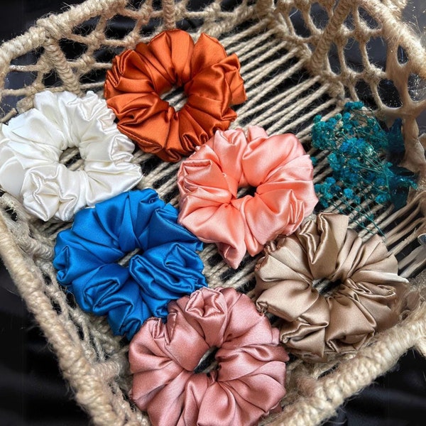 Luxurious Silk Satin Scrunchies Set - 6 Colors, Tangle-Free Hair Accessories for Women