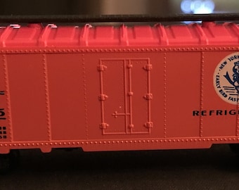 Model Train Car N-Gauge New York Central MDT Refrigerator Model Power
