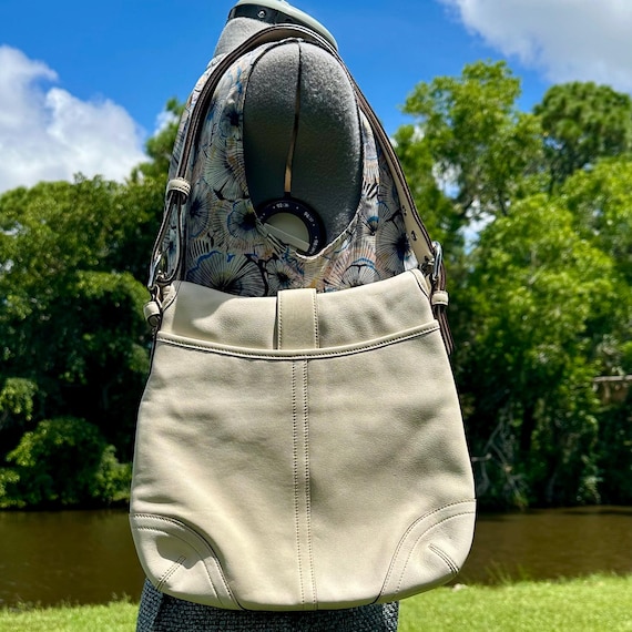 COACH Vintage Soho Soft Duffle Leather Crossbody Shoulder COACH Vintage Soho Soft Duffle Leather Crossbody Shoulder