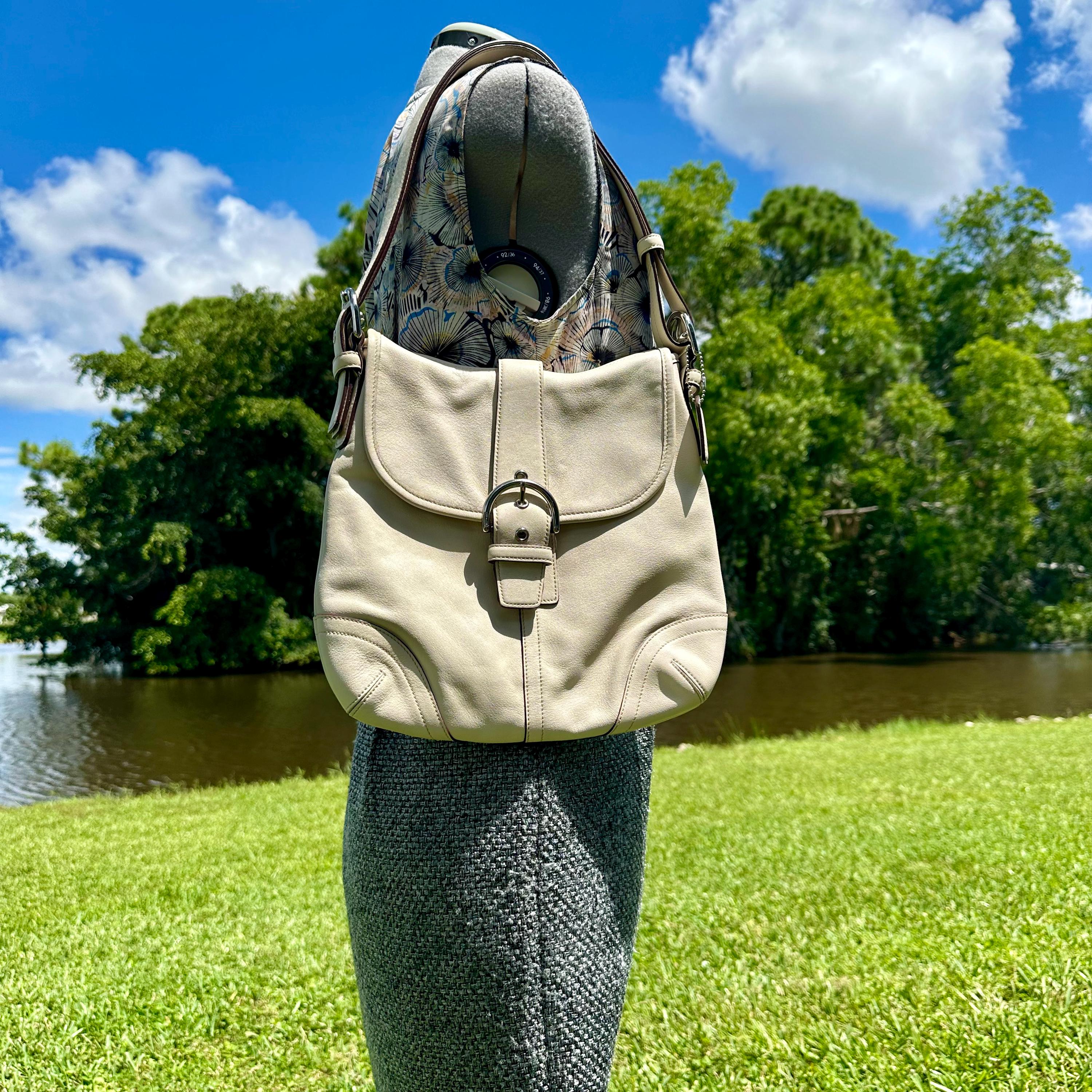 COACH Vintage Soho Soft Duffle Leather Crossbody Shoulder COACH Vintage Soho Soft Duffle Leather Crossbody Shoulder
