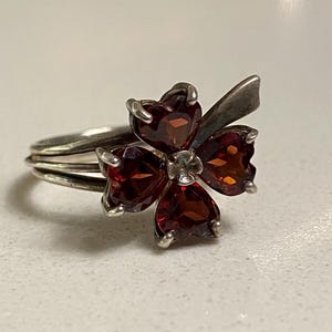 Vintage Czech Heart Shaped Garnet Sterling Silver Shamrock Four Leaf Clover Ring 7-7.25