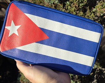 Full-Grain Leather Cuban Flag Cigar Case for the Cuban Cigar Aficionados!