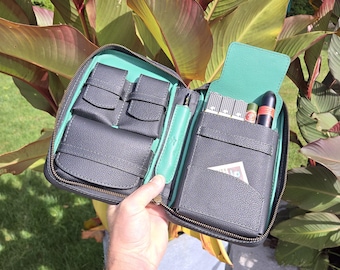 Jade Green Full-Grain Leather Cigar Case, 6-Cigar Travel Humidor
