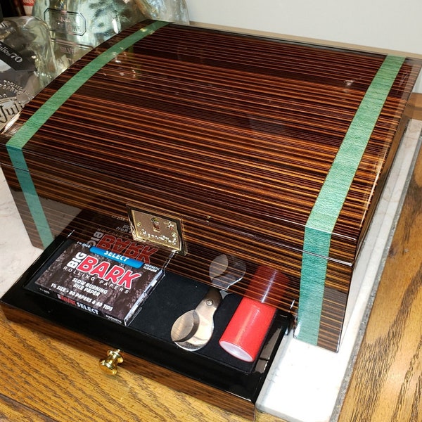 Herb Humidor / Stash Box con 3 Bud Coffins e confezioni Boveda con cassetto portaoggetti estraibile