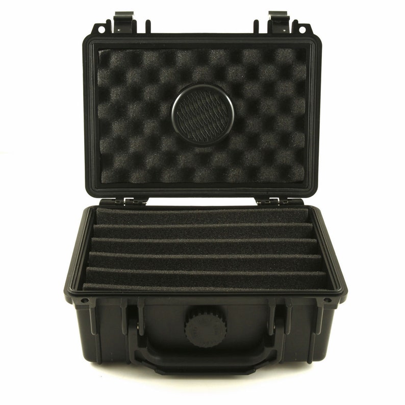 15 Cigar Travel Humidor With Foam Inserts and Humidifier, Airtight