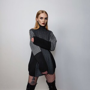 Edgy jumpers top
