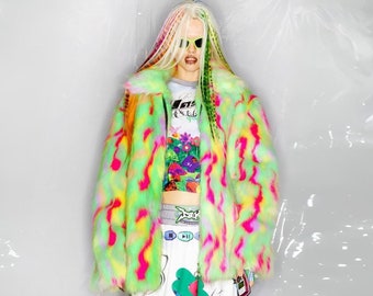 Festival-Jacke aus zotteligem Kunstpelz, fluoreszierender Raver-Bomber, flauschiger Raver-Mantel aus Fleece, Premium-Party-Bomber, neonfarbener Burning-Man-Mantel in Grün