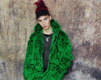 Chaqueta de lujo de piel sintética hecha a mano chaqueta de lana de cuadros premium abrigo de rayas de alta moda con capucha esponjosa en espalda verde