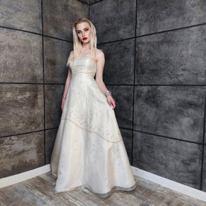 Macys vintage wedding dress contrast lace embellished retro beaded tulle wedding gown ball dress A-line dress in cream image 1