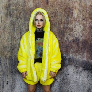 Kangaroo pocket tie dye faux outlet fur fluffy hoodie