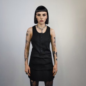 Button up sleeveless vest t-shirt Gothic tank top grunge crew neck tee rocker surfer vest