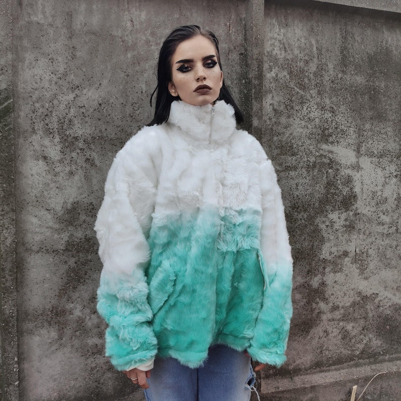 Gradient faux fur jacket tie-dye fluffy bomber festival varsity jacket raised neck fleece coat high fashion Autumn Winter coat white black image 10