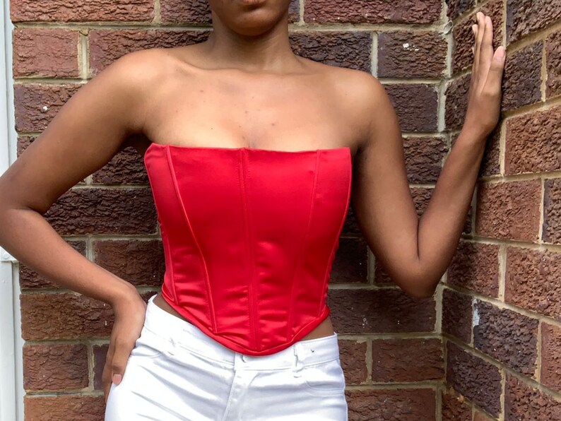 how to wear bustier corset tops