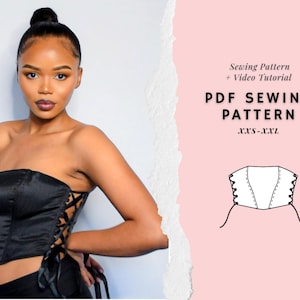 Könnte beinhalten: Eine Frau trägt ein schwarzes Satin-Korsett-Top mit Schnürdetails. Das Bild enthält den Text "PDF Sewing Pattern" und "XXS-XXL" auf rosa Hintergrund, zusammen mit einer Strichzeichnung des Korsetts.