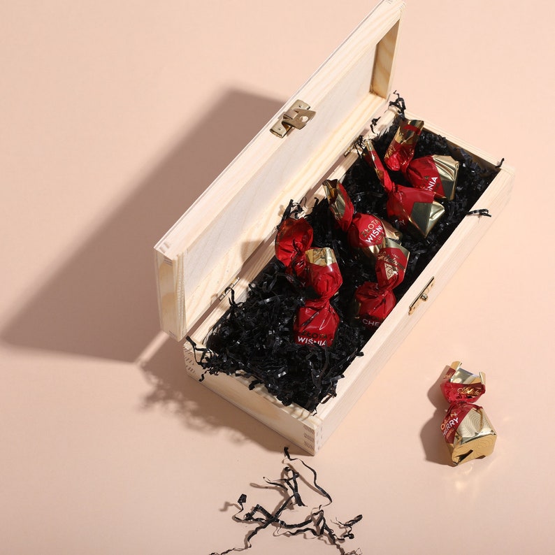 Kraft-Seidenpapier Geschreddert Geschenkbox mit Korbfüllung Ersatz für Holzwolle Hochzeitsgeschenk Bild 5