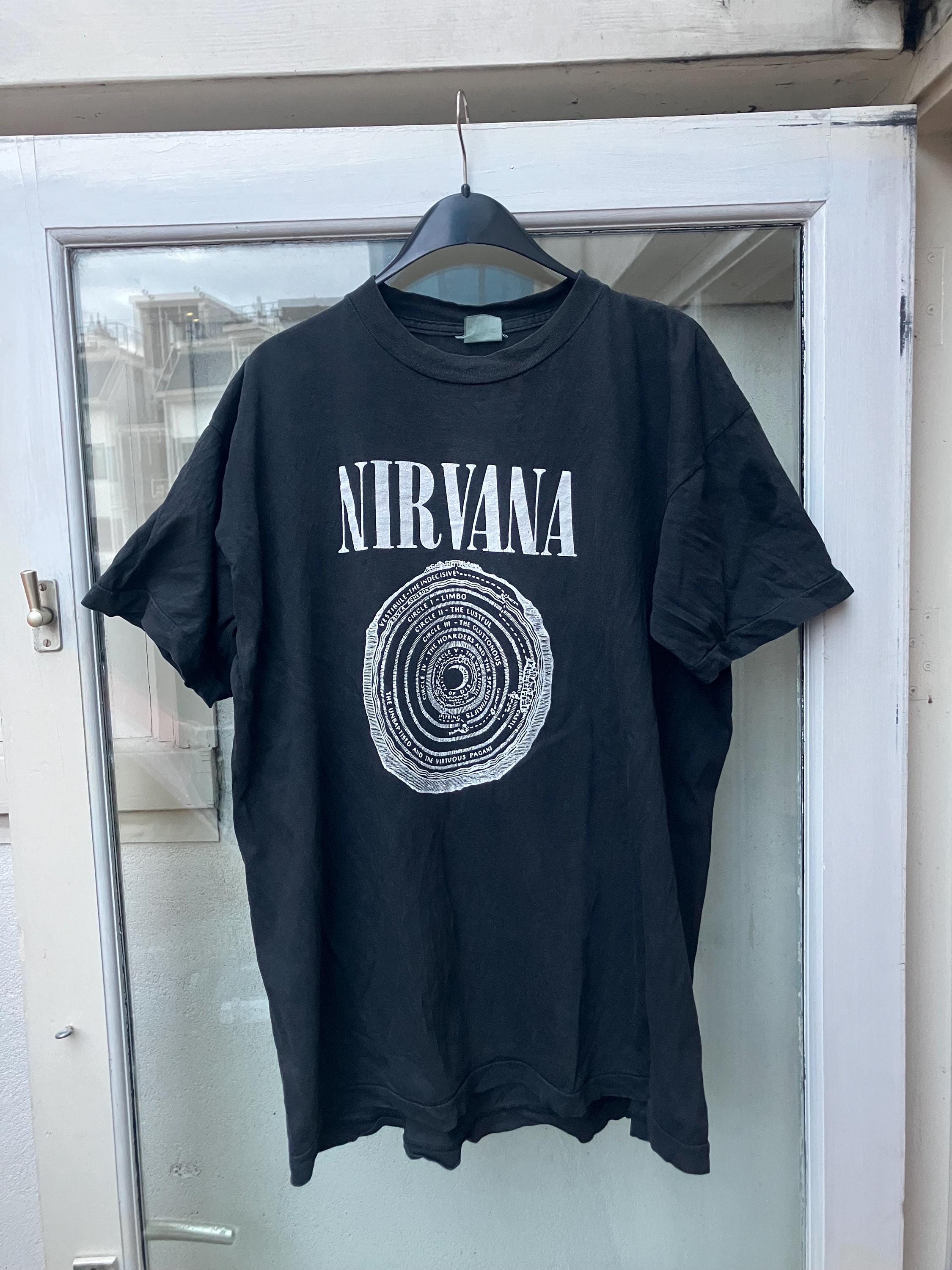 NIRVANA Vestibule Tシャツ NIRVANA Vestibule Circle T-shirt Grunge Rock Kurt Cobain Men's Tee