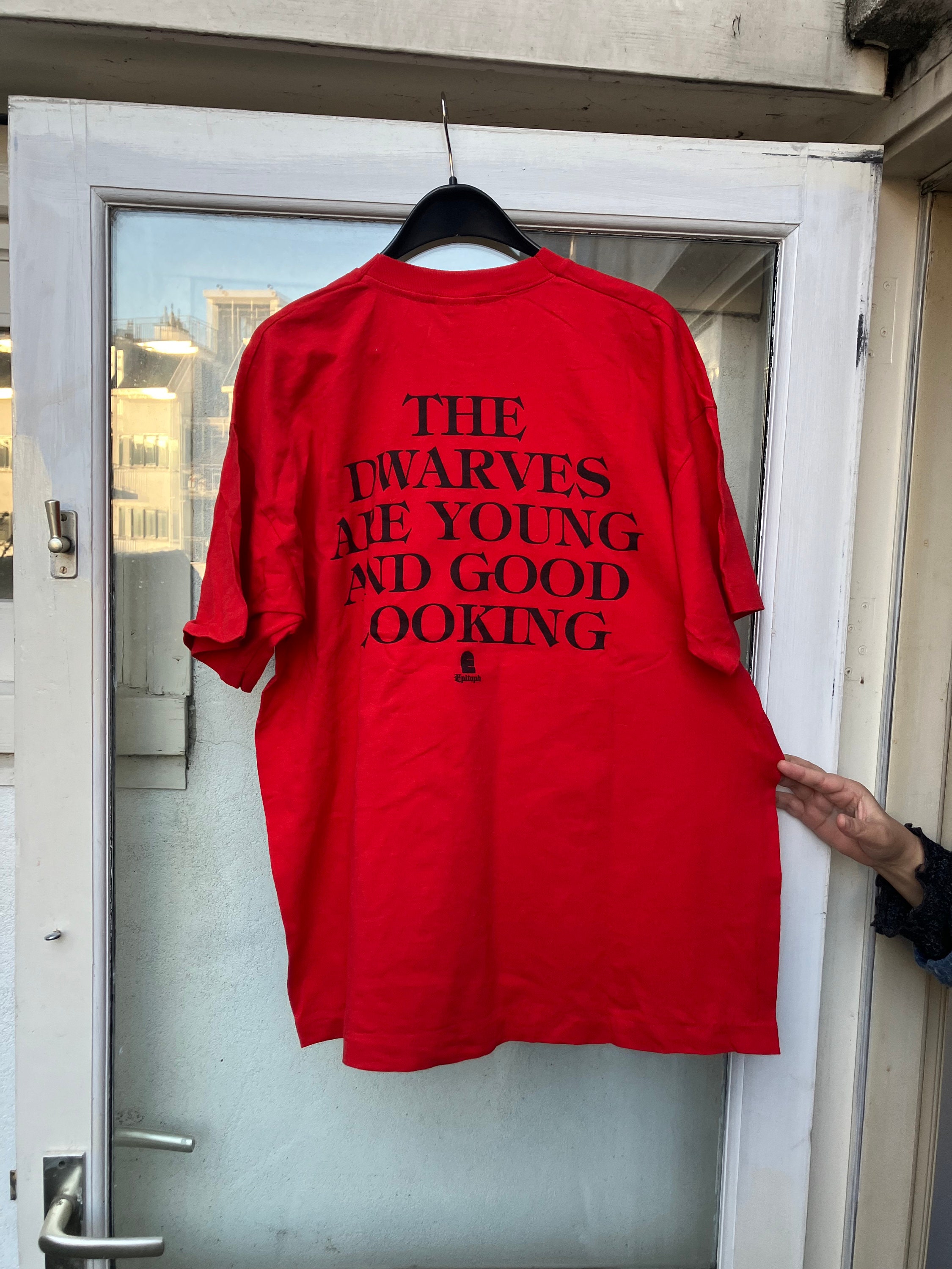 参考にお買い物♪ Dwarves ドゥワーヴス Tシャツ YOUNG u0026 GOOD - S 