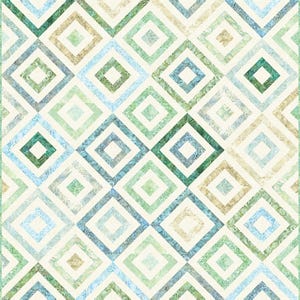 Peut inclure: Une courtepointe avec un motif géométrique répétitif de losanges imbriqués. Les losanges sont dans des tons de vert, de bleu et de beige, sur un fond crème. Le design de la courtepointe crée une sensation de profondeur et d'intérêt visuel.