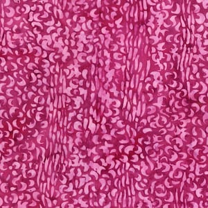 Quiltessentials Art Decor Skins Raspberry 419Q-1 From Anthology Fabrics