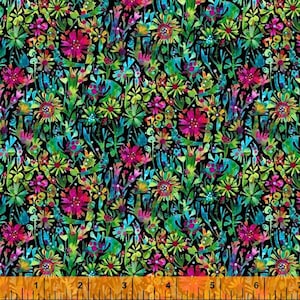 Puede incluir: Una tela vibrante con un colorido estampado floral sobre un fondo negro. El diseño incluye varias flores en tonos rosa, amarillo, verde y azul. Las flores están dispuestas en una composición densa, al estilo acuarela, creando un aspecto animado y artístico.