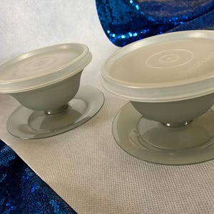 2 Vintage Tupperware Smoke Grey Sundae Dessert Cups 754-3 754-4 with Lids 733-33 733-40