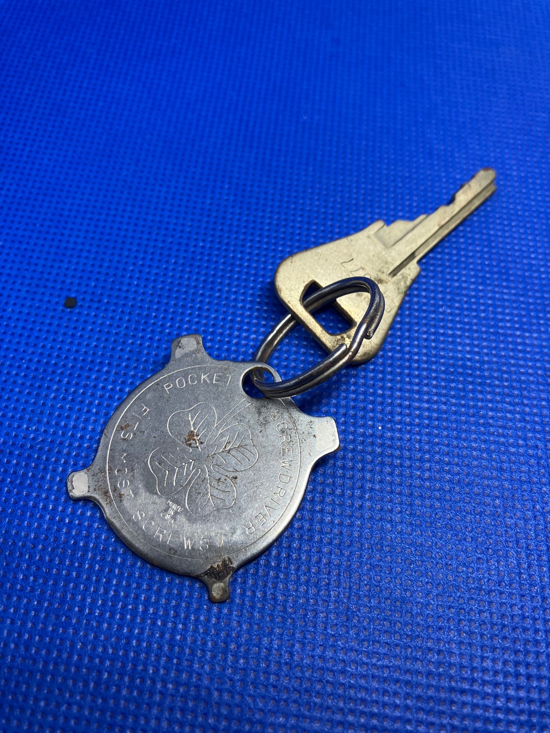 Warren Geiger Key Vintage Keyring: Weiser Key & Powerful Pete 4-in-1 Screwdriver - Etsy