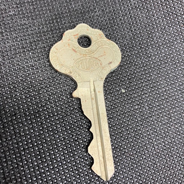 Vintage Key X 1054 K Independant Lock CO Fitchburg Mass ILCO