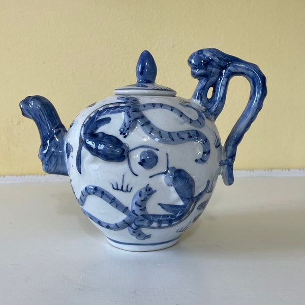 Vintage Blue and White Asian Teapot with Raised Salamanders, Lizards