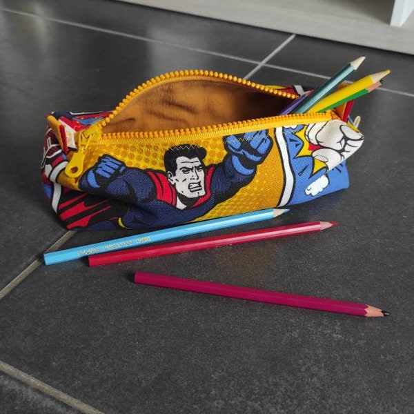 Trousse comics pour rangement fournitures