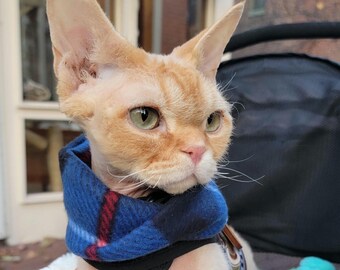 Cat Infinity Scarf – Blueberry Pie Warms, Twistie Warmie in Blue and Red Plaid