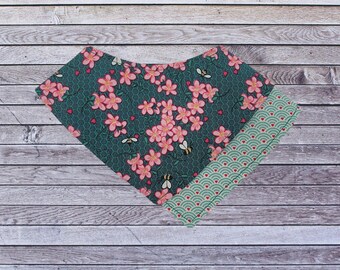 Valentine Cat Bandana, Bee and Heart Green Print, Bee Mine