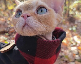 Cat Infinity Scarf – Am I a Lumberjack? Twistie Warmie in Red Buffalo Check