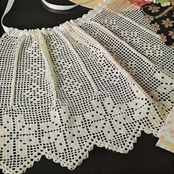 vintage レース編みエプロン アイボリー ハンドメイド かぎ針編みエプロンの型紙（PDF） - ヴィンテージレースのキッチン装飾