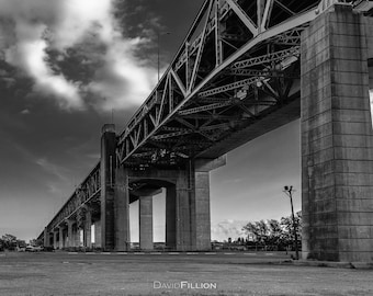 Hamilton / Black and White / Skyway Bridge