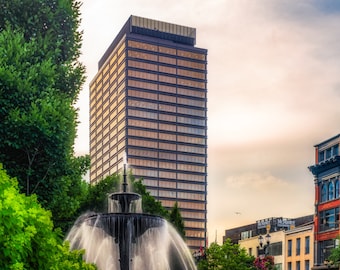 Hamilton / Gore Park Fountain and Stelco Tower