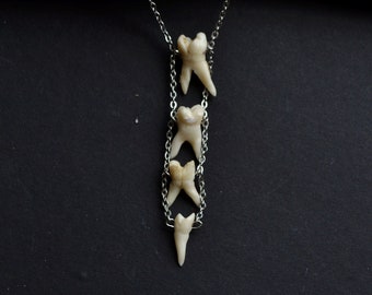 Collana di denti gotici, dente umano su catena d&#39;argento, molari fatti a mano, curiosità sulle stranezze, gioielli goti raccapriccianti, estetica oscura, vittoriana