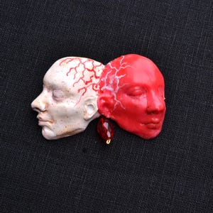 Tweens face brooch, Unusual pin, Quirky gift, Odd jewellery, Realistic sculpture, Gothic pin, Weird stuff, Statement jewelry, Bizarre
