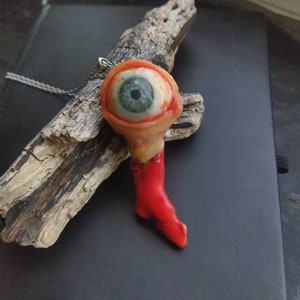 Strange and macabre eyeball necklace, Evileye pendant, Odd jewelry, Realistic eye, Gothic surreal, Weird stuff, Statement jewelry, Bizarre