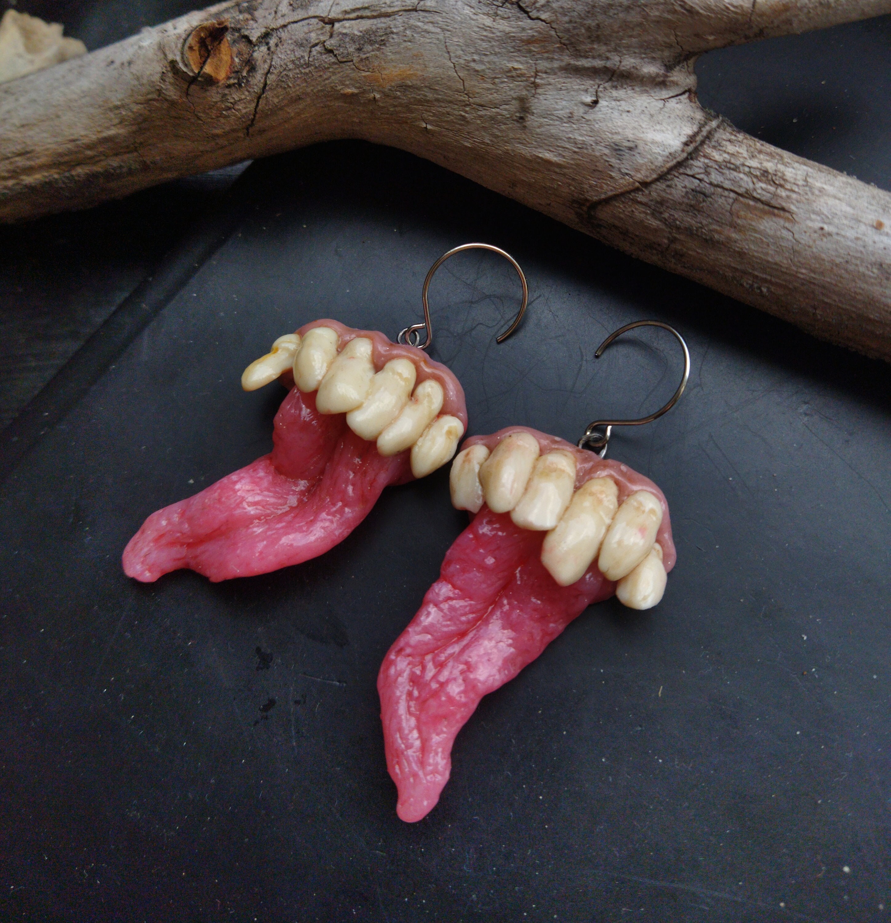 Tongues and teeth earrings, Dangling human tooth, Handmade molars, Oddities curiosities, Goth creepy jewellery, dark aesthetic, Mouth art