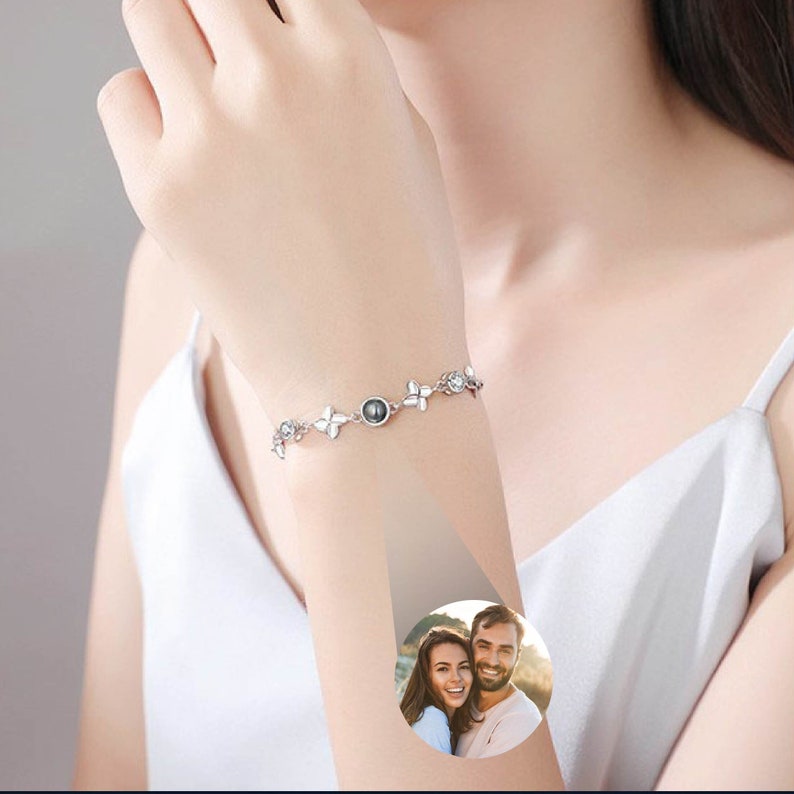 Personalized Photo Bracelet, Projection Bracelet Photo, Best Friend Gift, Memorial Picture Inside Bracelet, Customized Gift for Her zdjęcie 1