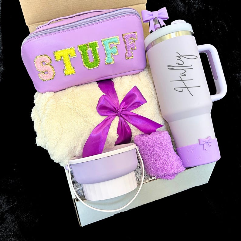 WhimsicalKeepsakes12 Gift Box