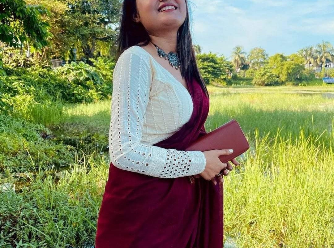 Full blouse sales