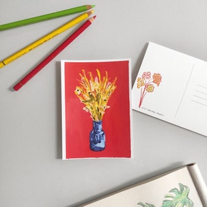 Postkarte Blaue Vase mit Blumen, Größe A6 (10,5x14,8 cm)