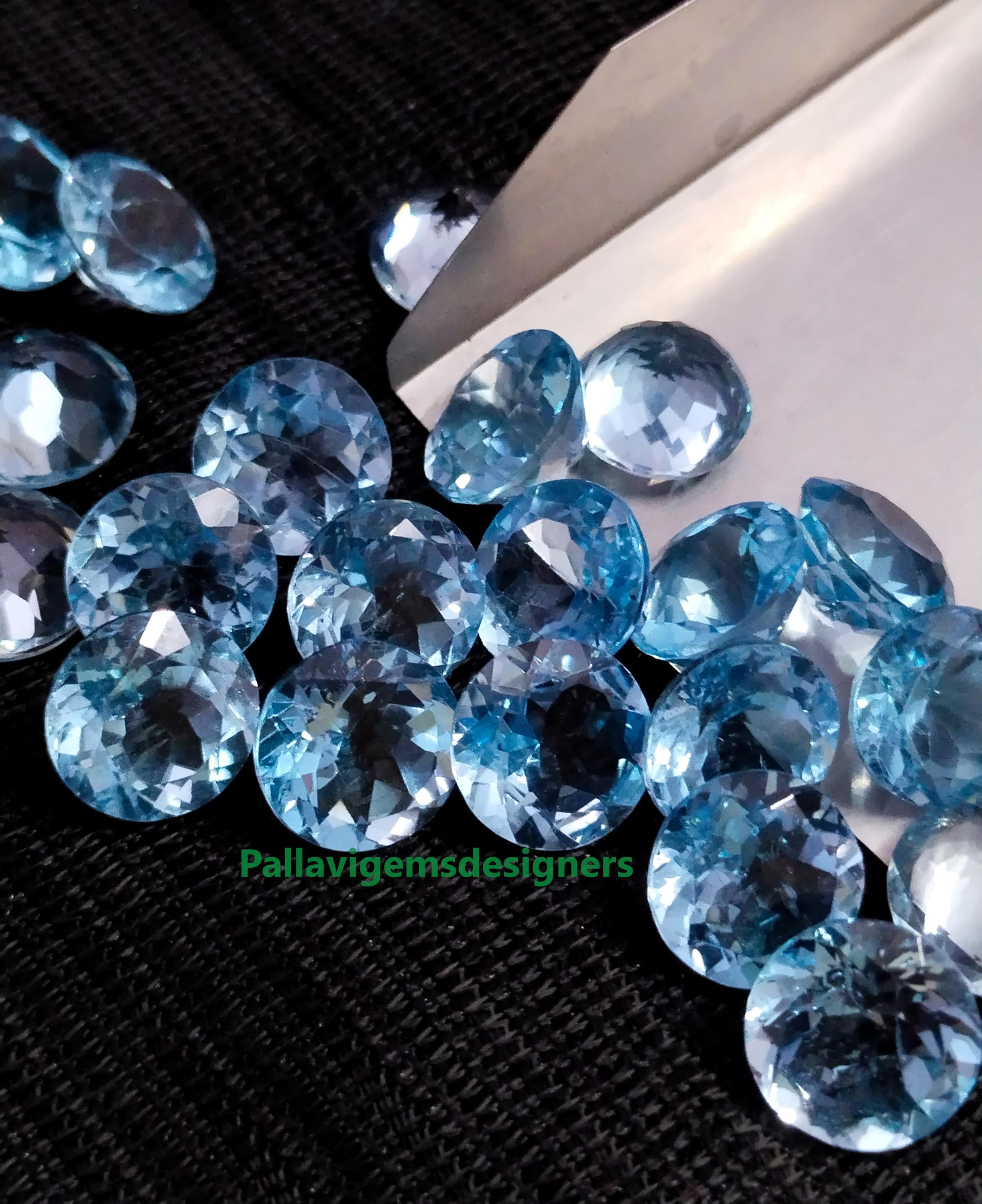 Top Quality Natural Faceted Sky Blue Topaz Round Calibrated Loose