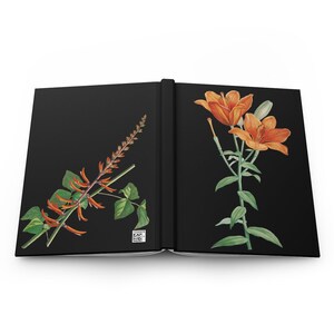 ヴィンテージスタイルのオレンジ色の花が描かれたハードカバージャーナルマット