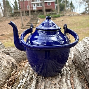 Vintage Blue Enamelware Coffee Pot / Tea Kettle with Lid — Made in Yugoslavia — Camping / Country, Farmhouse, Rustic Decor