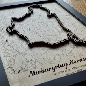 Nürburgring Nordschleife-muurkunst | 3D-meerlaags | Lasergegraveerd hout