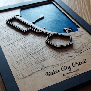 F1 Azerbaïdjan GP Wall Art | Circuit urbain de Bakou | 3D multicouche | Effet d’eau acrylique en bois gravé au laser
