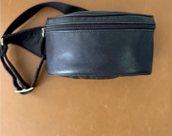 Coach Vintage Black Leather/ Zip Slim Pouch Waist Bag - Etsy